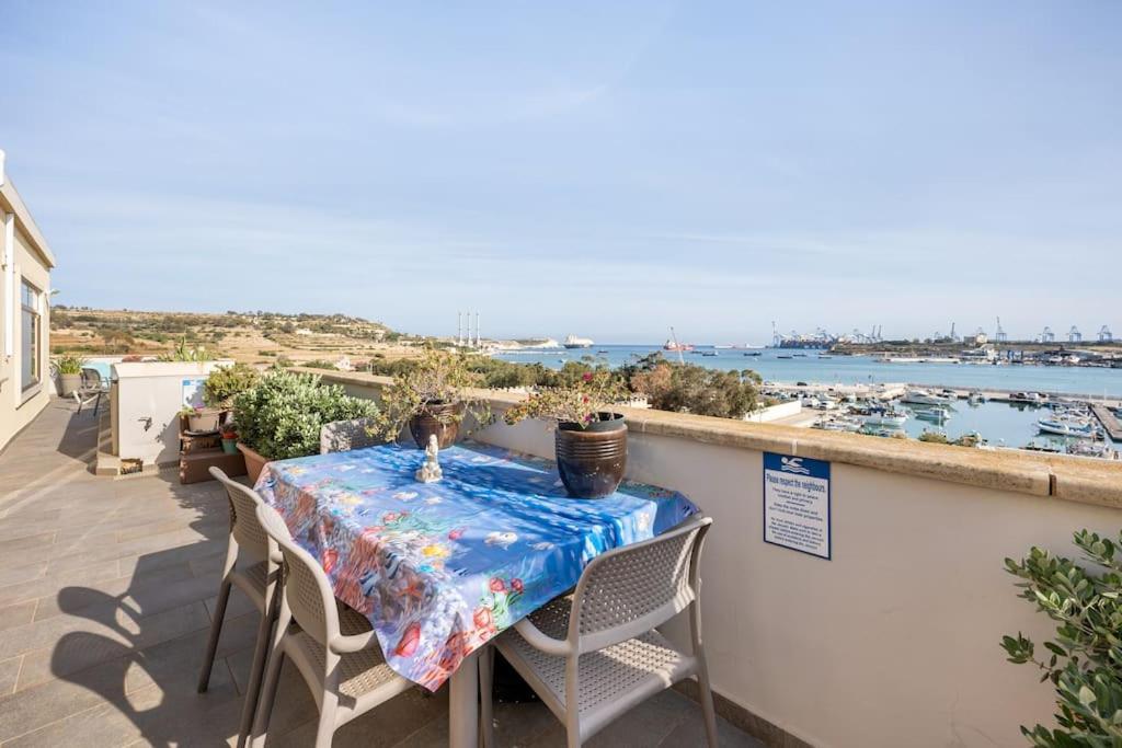 Seagull Penthouse Marsaxlokk Apartment Exterior foto