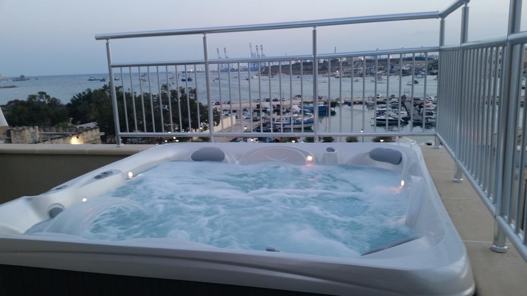 Seagull Penthouse Marsaxlokk Apartment Exterior foto